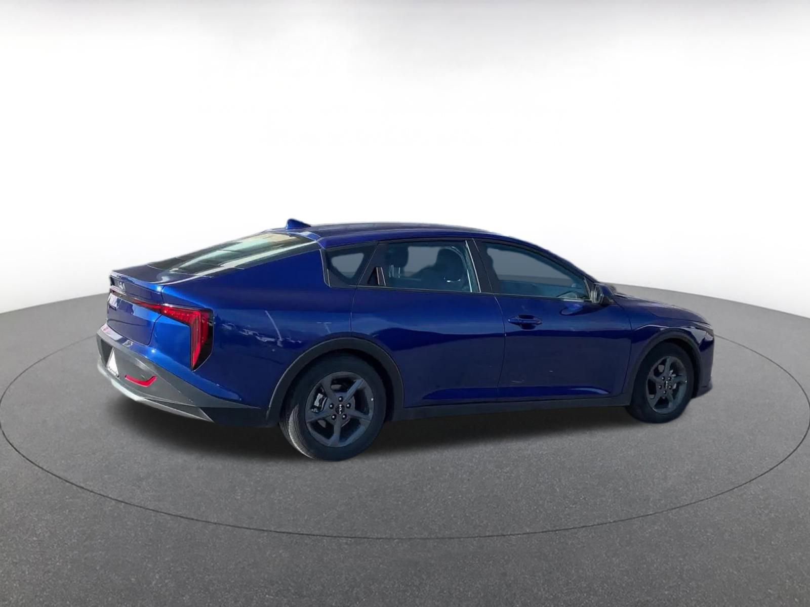 Used 2025 Kia K4 LXS image 16