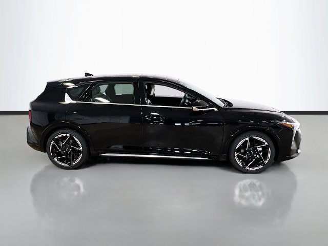 New 2026 Kia K4 GT-Line w/ GT-Line Premium Package FWD image 8