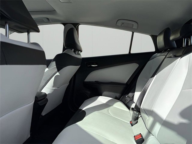 Used 2018 Toyota Prius Four image 11