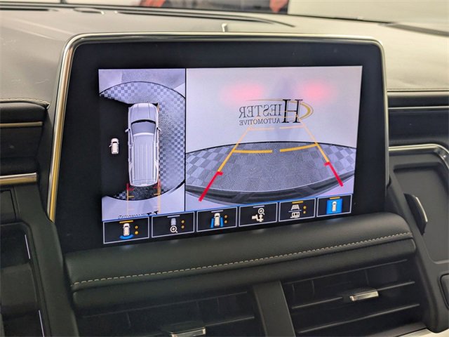 Used 2021 GMC Yukon XL SLT w/ SLT Premium Package image 21