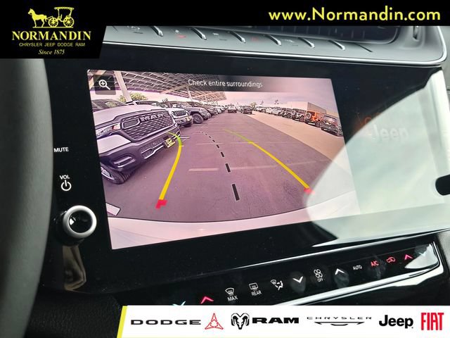 New 2026 Jeep Grand Cherokee Limited w/ Limited Altitude Package AWD/4WD image 11