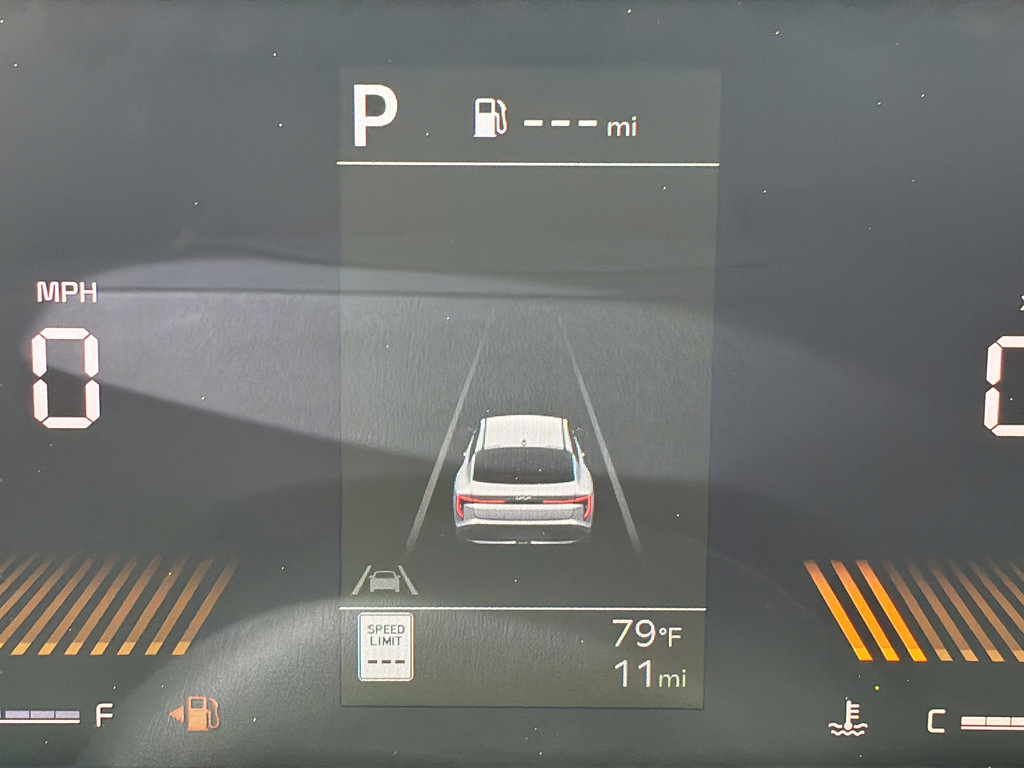 New 2026 Kia K4 FWD image 25