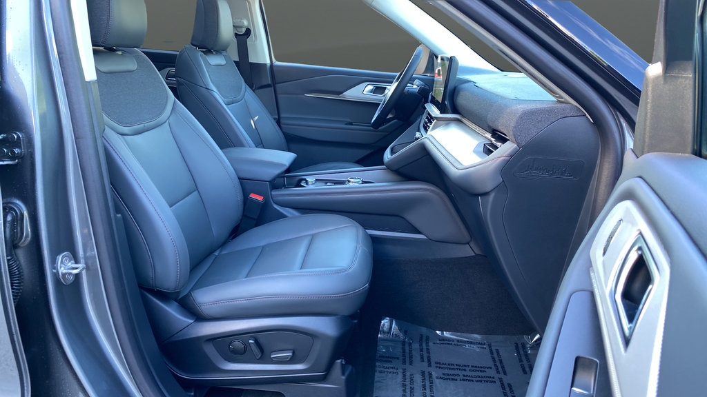 New 2026 Ford Explorer Active w/ Active Comfort Package AWD/4WD image 25