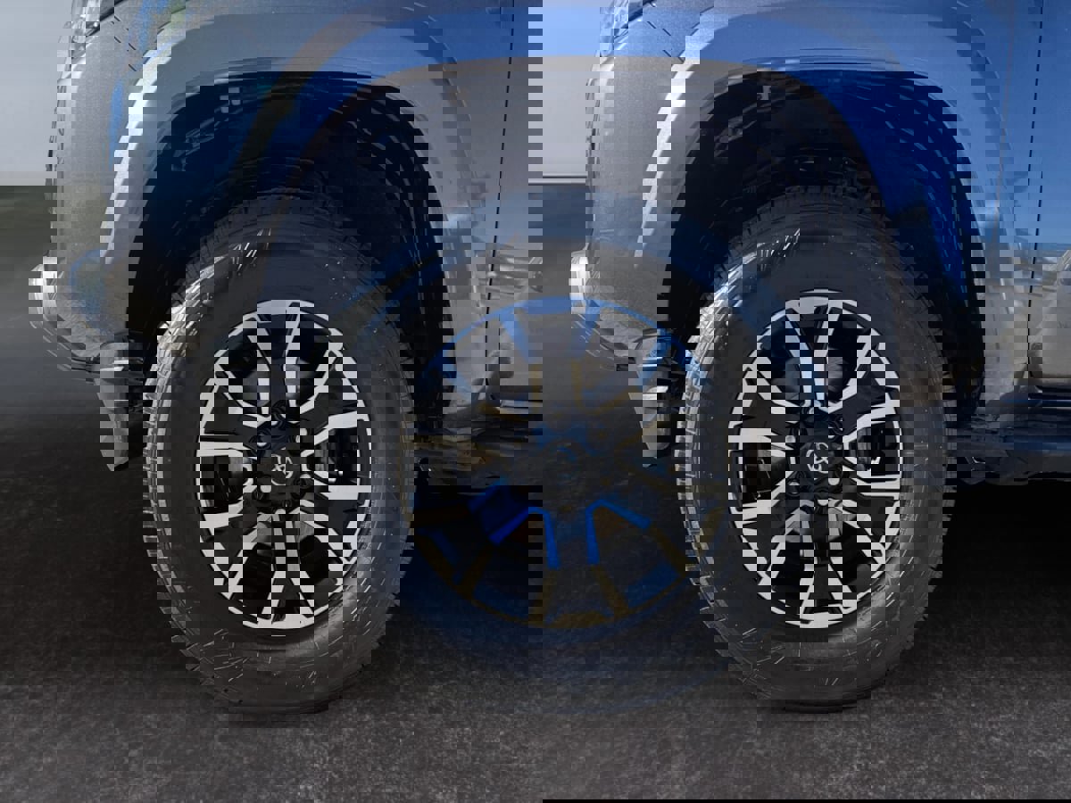 Used 2021 Toyota Tacoma TRD Sport w/ TRD Premium Sport Package image 9