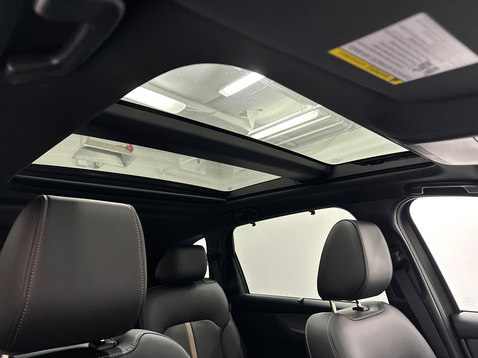 New 2025 MAZDA CX-90 Plug-In Hybrid w/ Premium Plus image 14