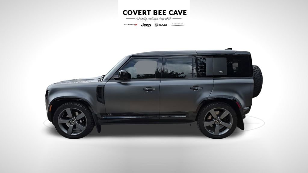 Used 2024 Land Rover Defender 110 Carpathian Edition image 5