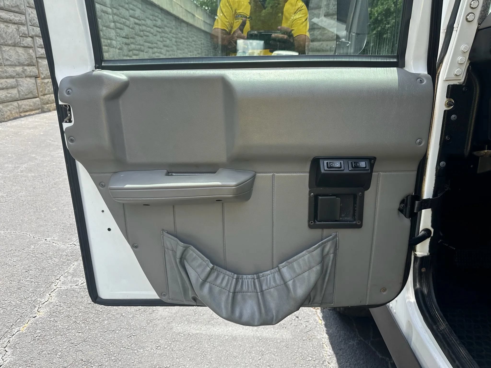 Used 1996 HUMMER H1 4-Door Wagon AWD/4WD image 23