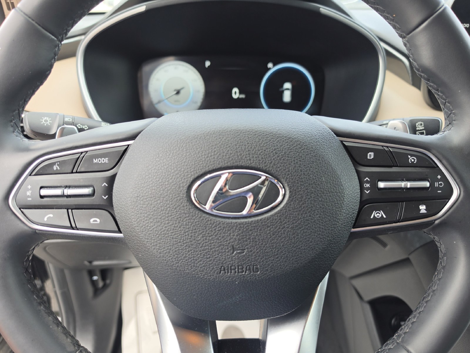 Used 2022 Hyundai Santa Fe SEL w/ Convenience Package FWD image 32