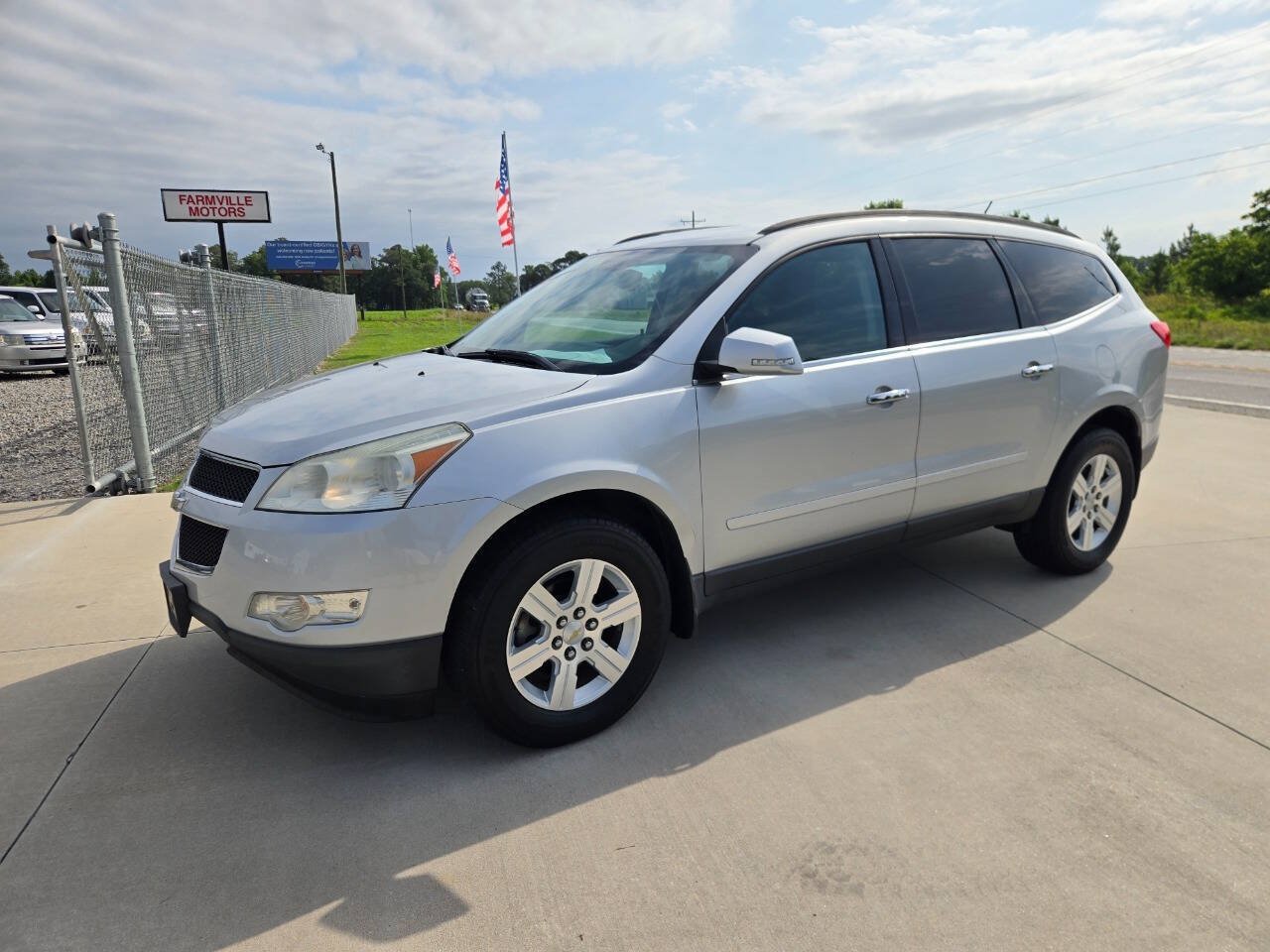 Used 2012 Chevrolet Traverse LT FWD image 5