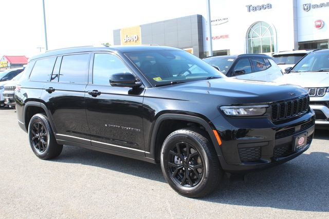 Used 2024 Jeep Grand Cherokee L Altitude AWD/4WD image 1