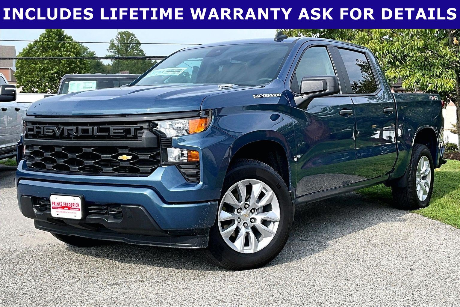 Used 2024 Chevrolet Silverado 1500 Custom AWD/4WD image 3
