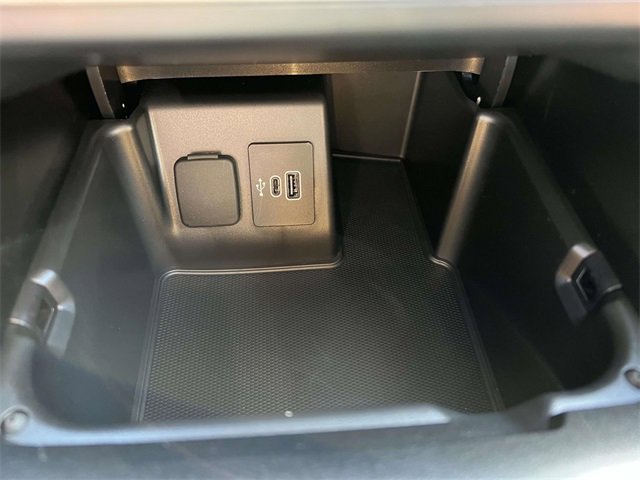 New 2025 Ford Explorer Active image 22