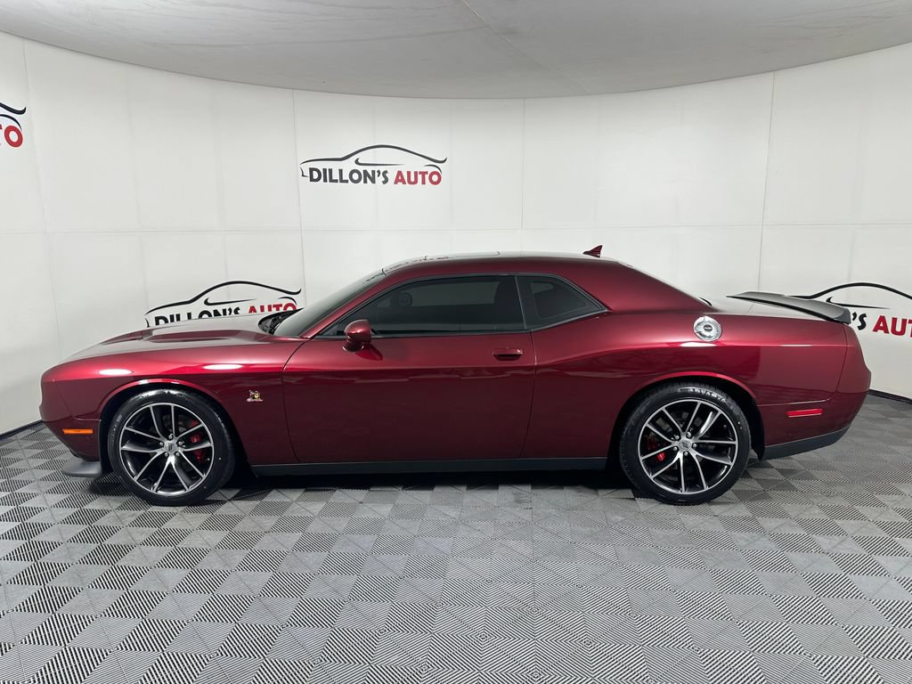 Used 2018 Dodge Challenger R/T Scat Pack w/ Technology Group RWD image 3