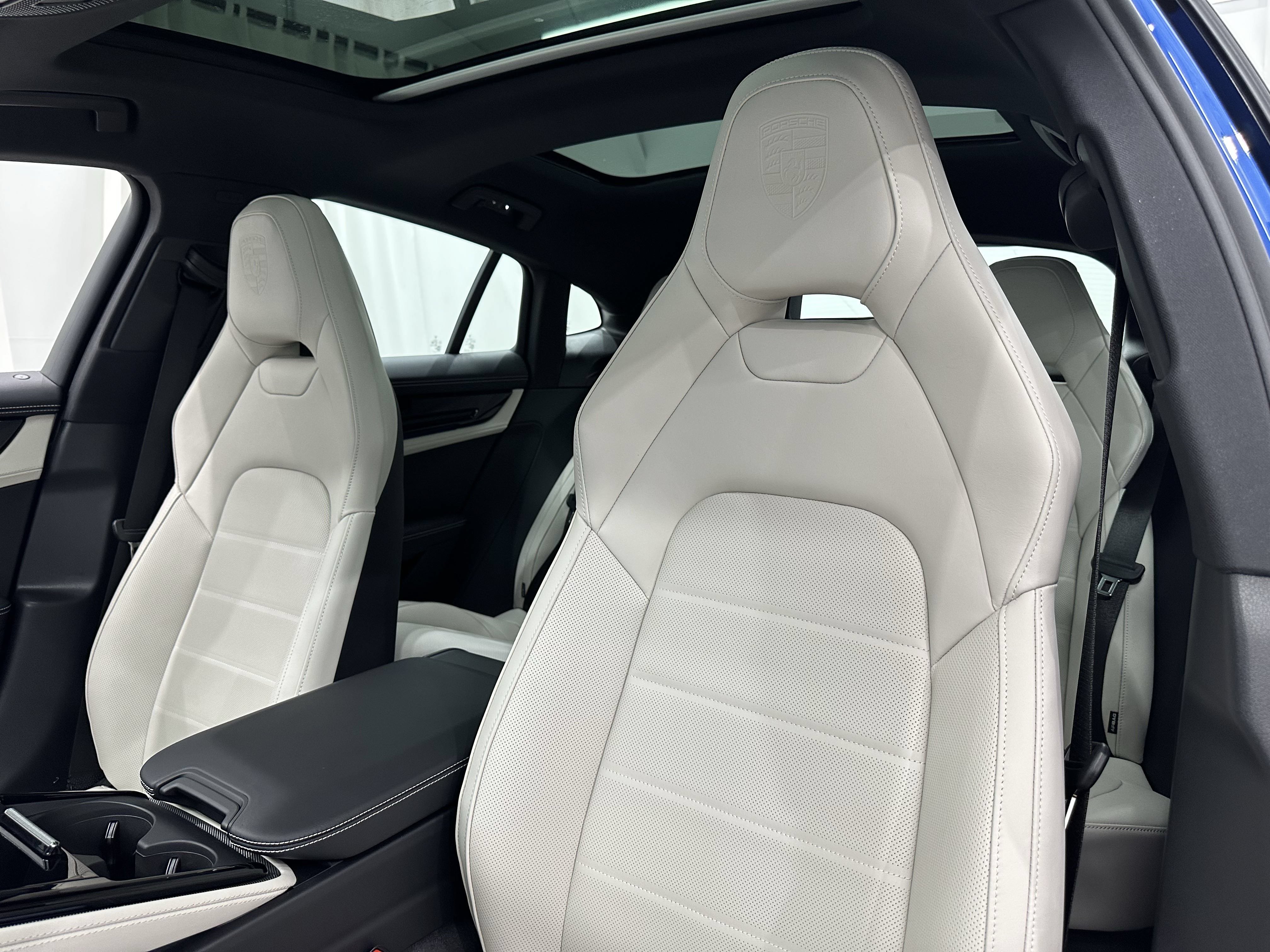 New 2025 Porsche Panamera image 33