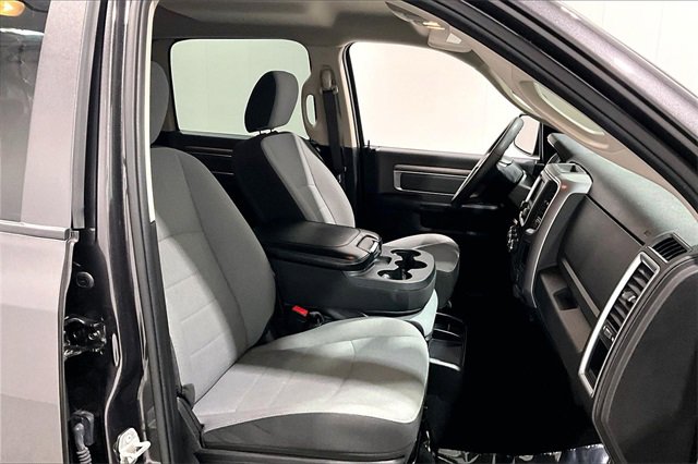 Used 2023 RAM 1500 Classic SLT image 31