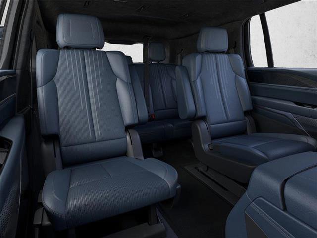 New 2025 Cadillac Escalade IQ Luxury 2 image 17