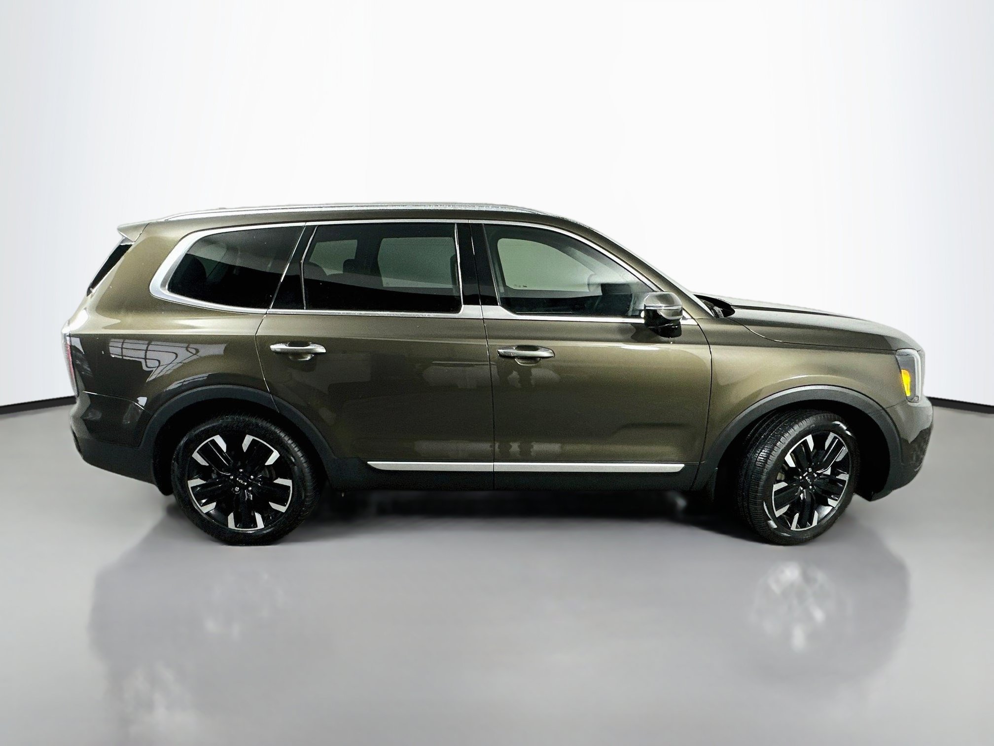 Used 2025 Kia Telluride SX FWD image 8