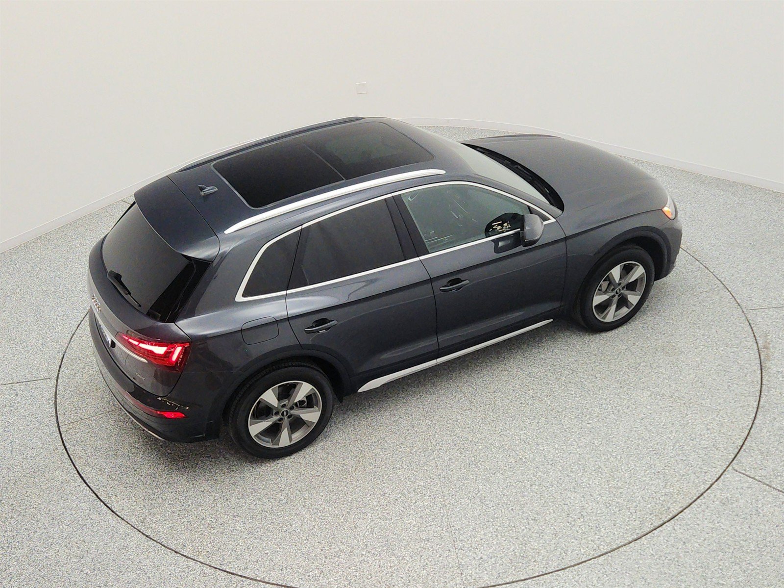Used 2023 Audi Q5 2.0T Premium w/ Convenience Package AWD/4WD image 26