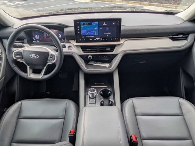 New 2025 Ford Explorer Active w/ Active Comfort Package image 15