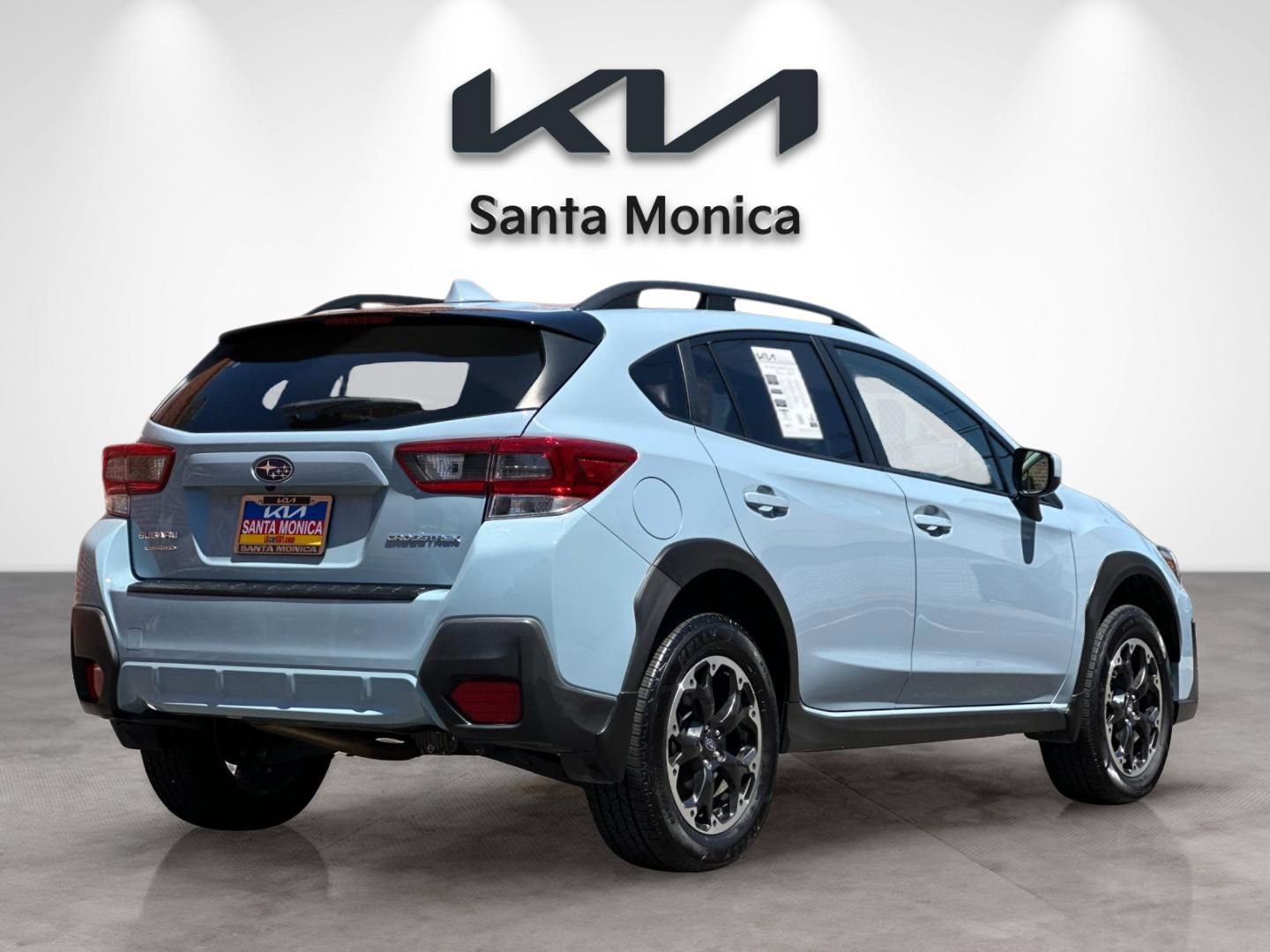 Used 2021 Subaru Crosstrek 2.0i Premium w/ Moonroof Package image 6