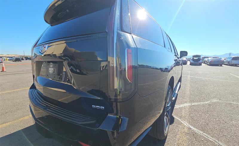 Used 2023 Cadillac Escalade ESV Sport image 12