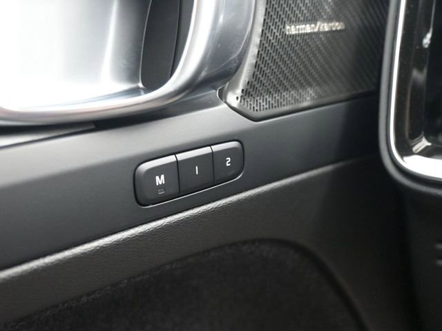 New 2026 Volvo XC40 B5 Ultra w/ Protection Package Premier image 28