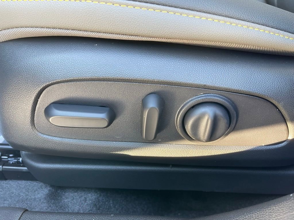 New 2026 Chevrolet Trax ACTIV w/ Sunroof Package image 11