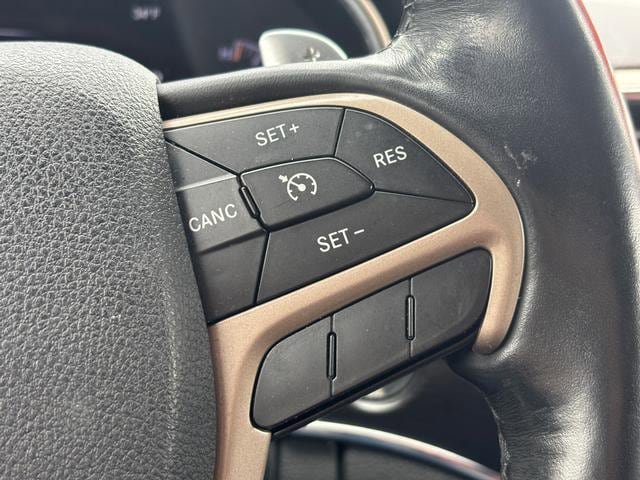Used 2014 Jeep Grand Cherokee Limited AWD/4WD image 22