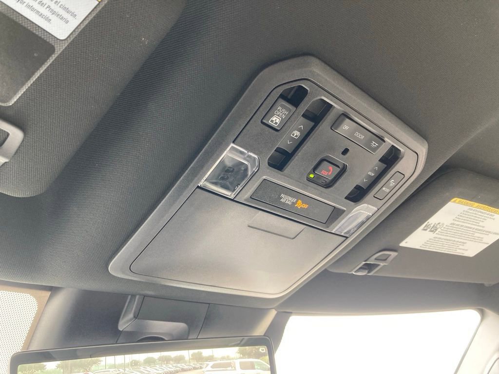 Used 2023 Toyota Tundra Capstone AWD/4WD image 27