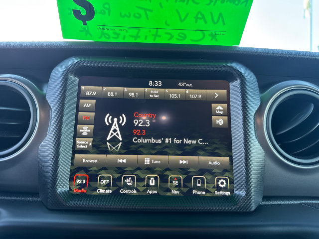 Certified 2023 Jeep Gladiator Sport AWD/4WD image 19