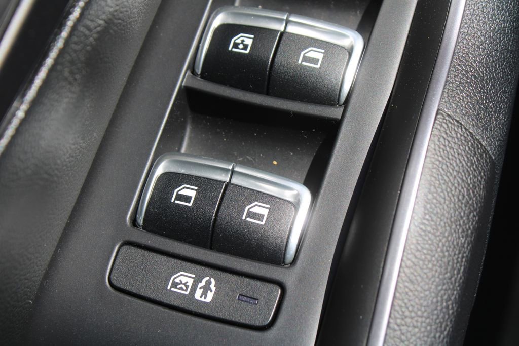 Certified 2024 Kia Sorento LX image 20