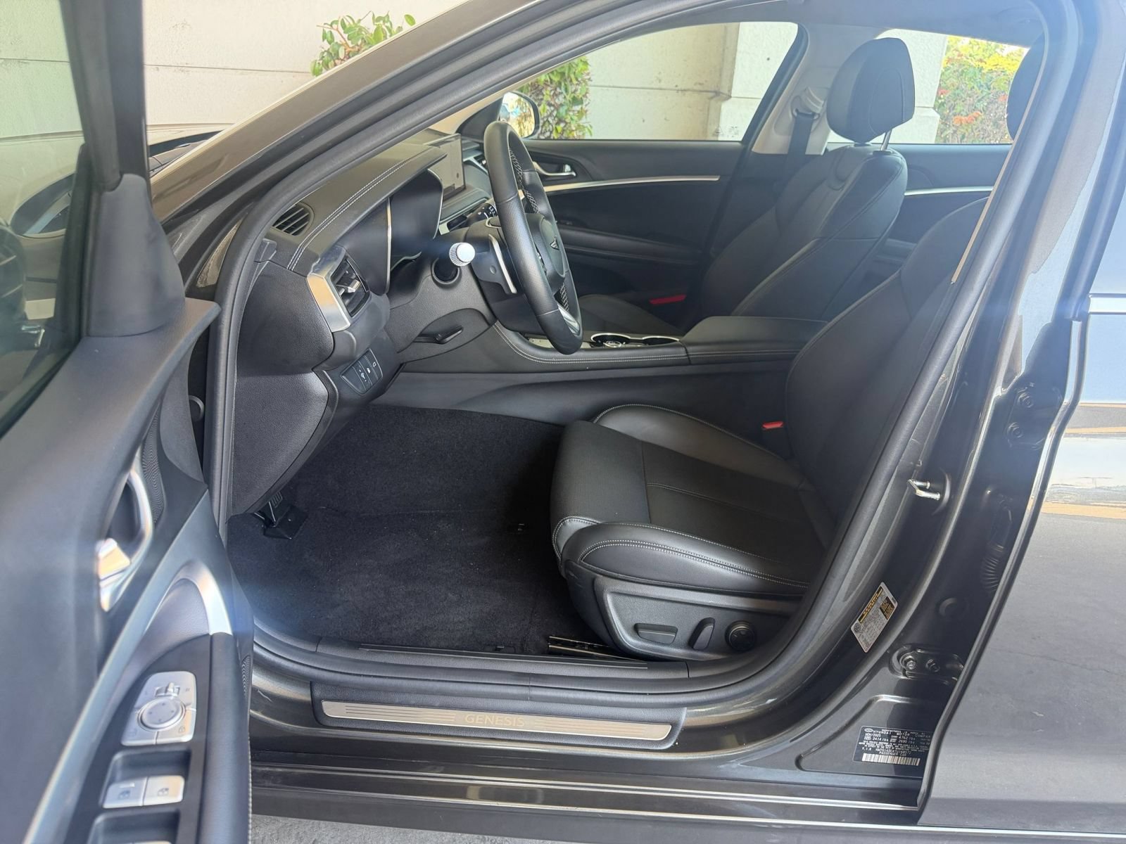 Used 2026 Genesis G70 2.5T RWD image 28