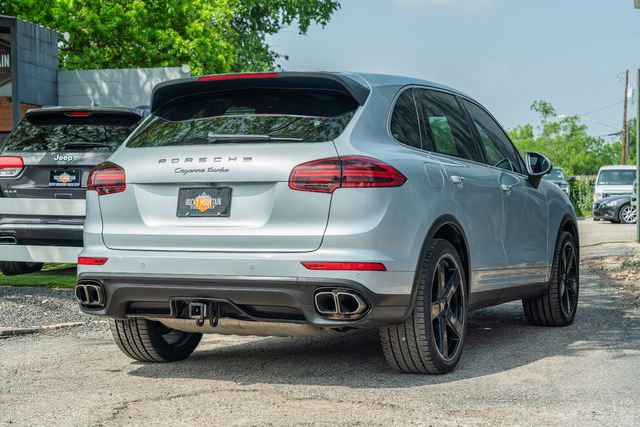 Used 2016 Porsche Cayenne Turbo AWD/4WD image 6