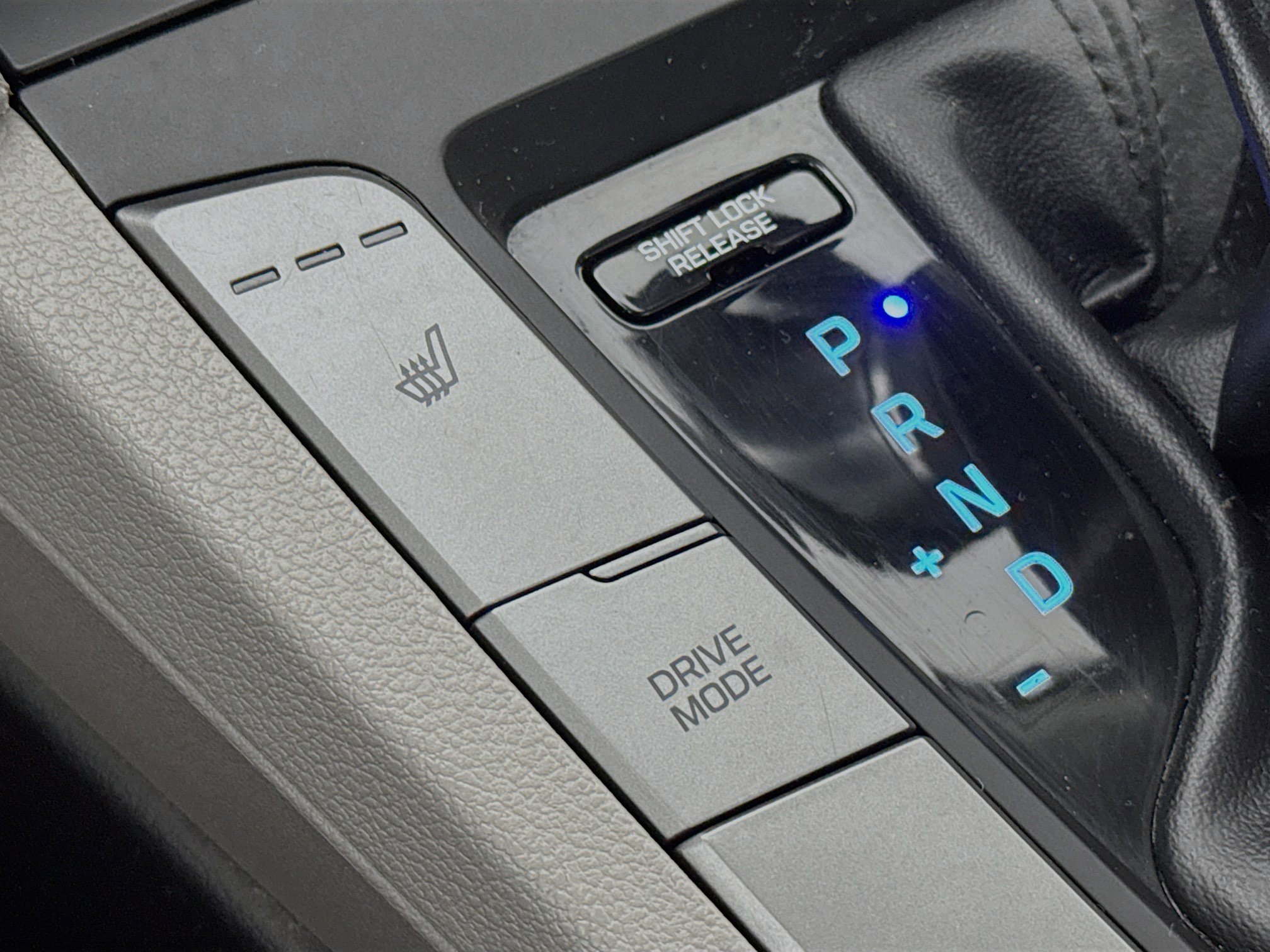 Used 2018 Hyundai Elantra Value Edition w/ Cargo Package image 19