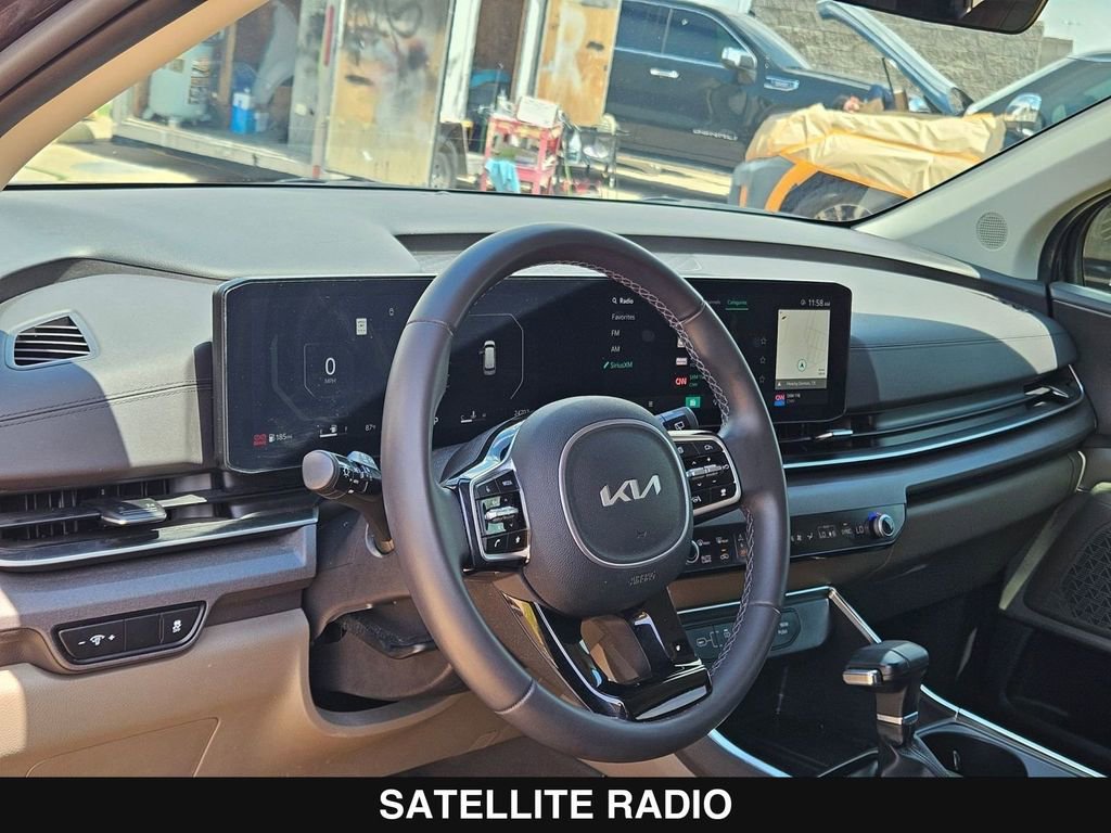 Used 2025 Kia Carnival SX FWD image 13