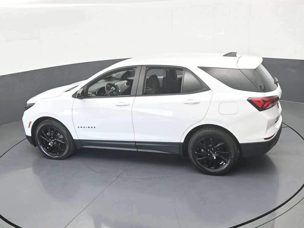 Used 2023 Chevrolet Equinox LS w/ Sport Edition image 43