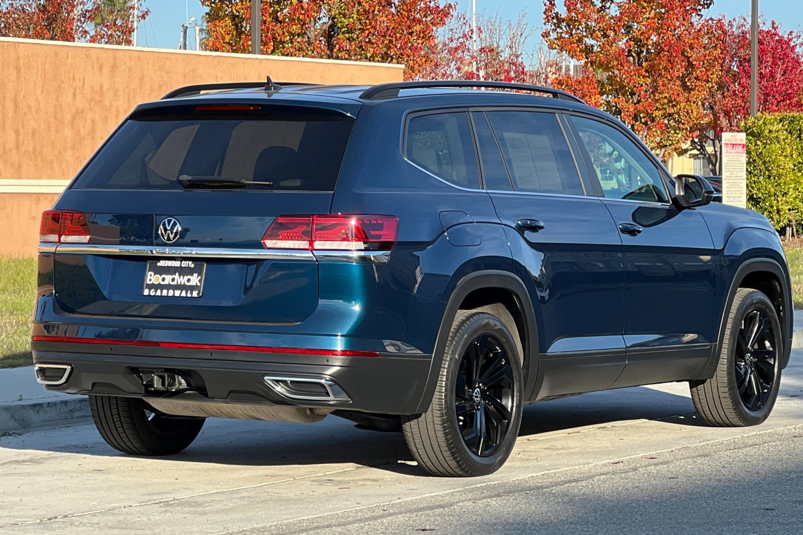Used 2021 Volkswagen Atlas SE image 4