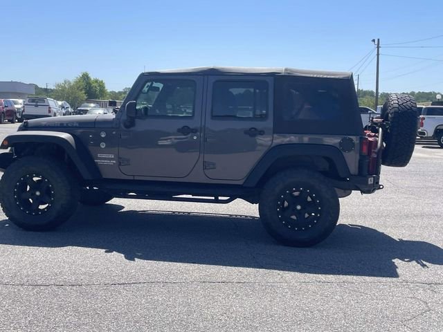 Used 2017 Jeep Wrangler Unlimited Sport w/ Max Tow Package AWD/4WD image 7