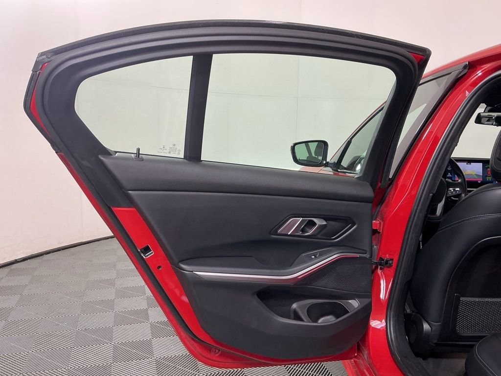 Certified 2023 BMW 330i Sedan image 26