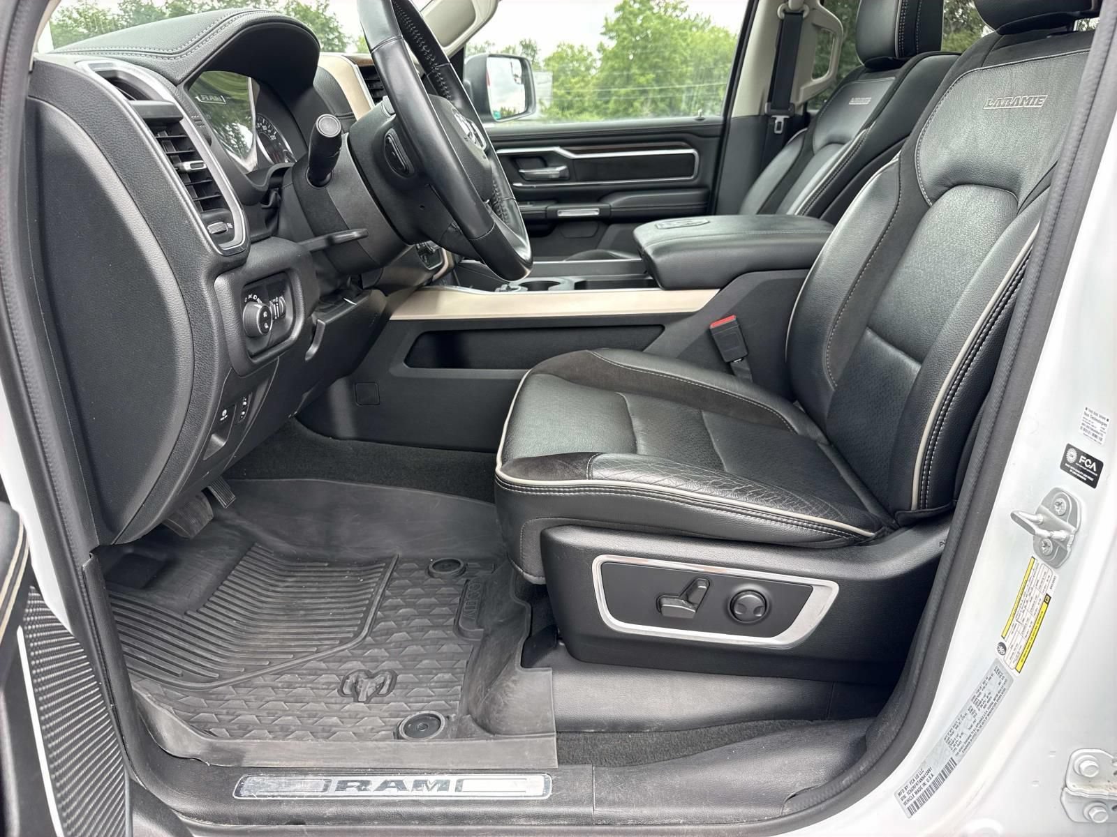 Used 2022 RAM 1500 Laramie AWD/4WD image 29