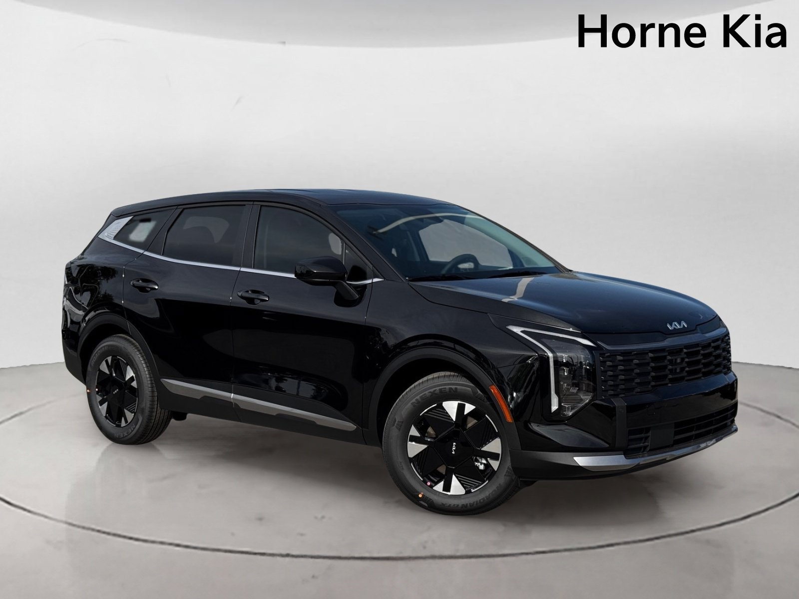 New 2026 Kia Sportage LX FWD image 3