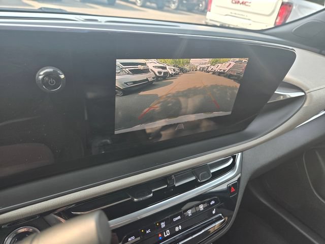 Used 2024 Buick Envista Avenir FWD image 24
