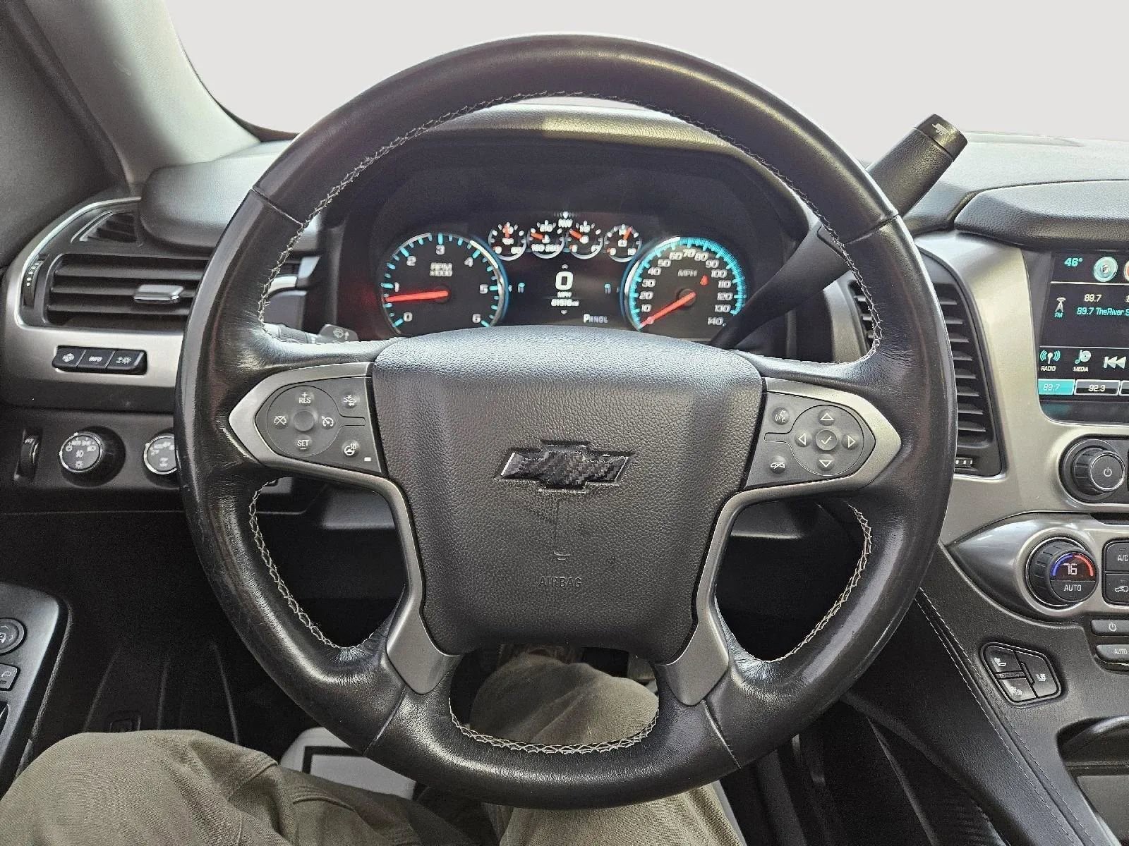 Used 2019 Chevrolet Suburban Premier w/ Premier Plus Edition image 10