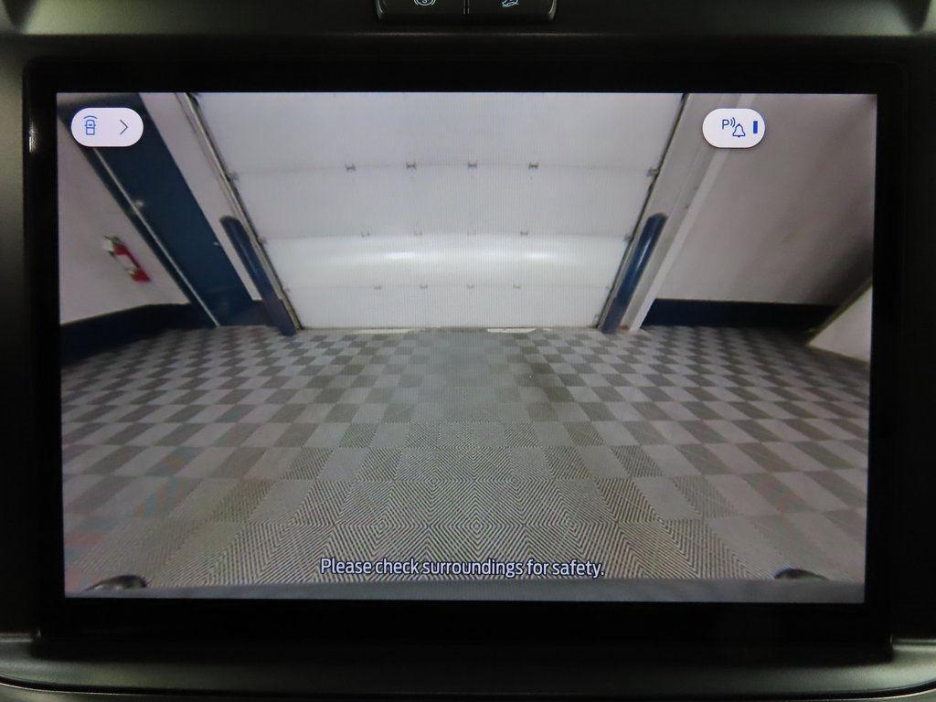 Used 2025 Ford F350 Lariat w/ Black Appearance Package image 24