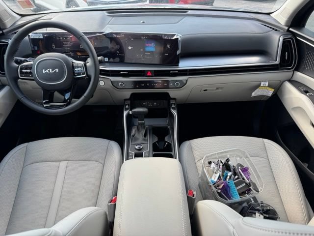 Used 2025 Kia Sorento EX FWD image 43