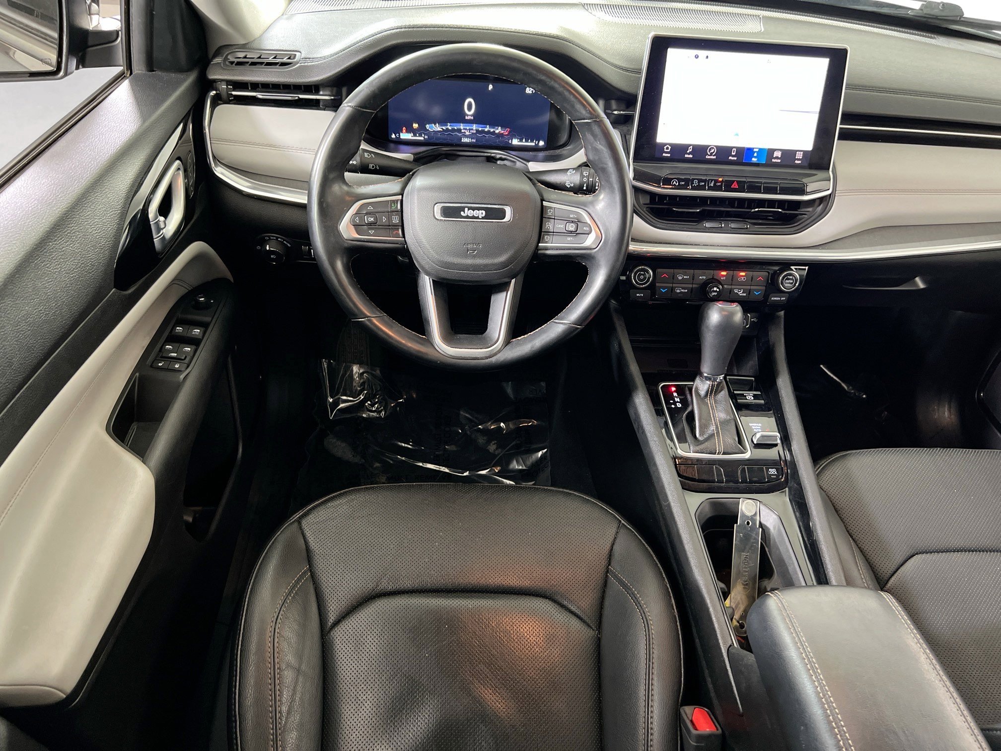 Used 2022 Jeep Compass Limited w/ Elite Group AWD/4WD image 22