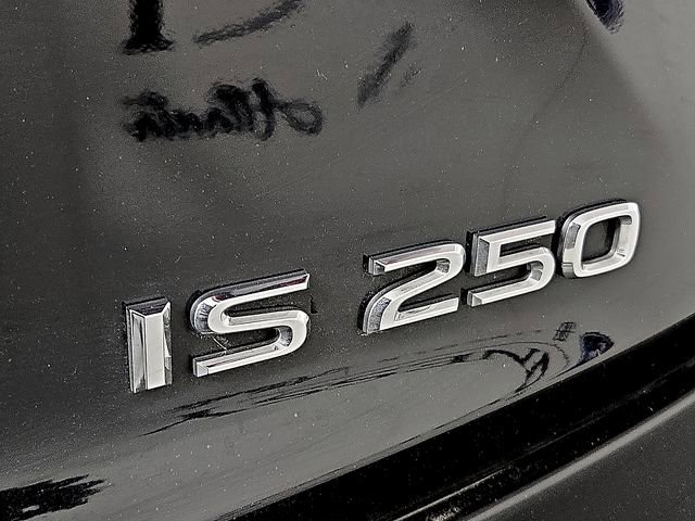 Used 2015 Lexus IS 250 RWD image 30