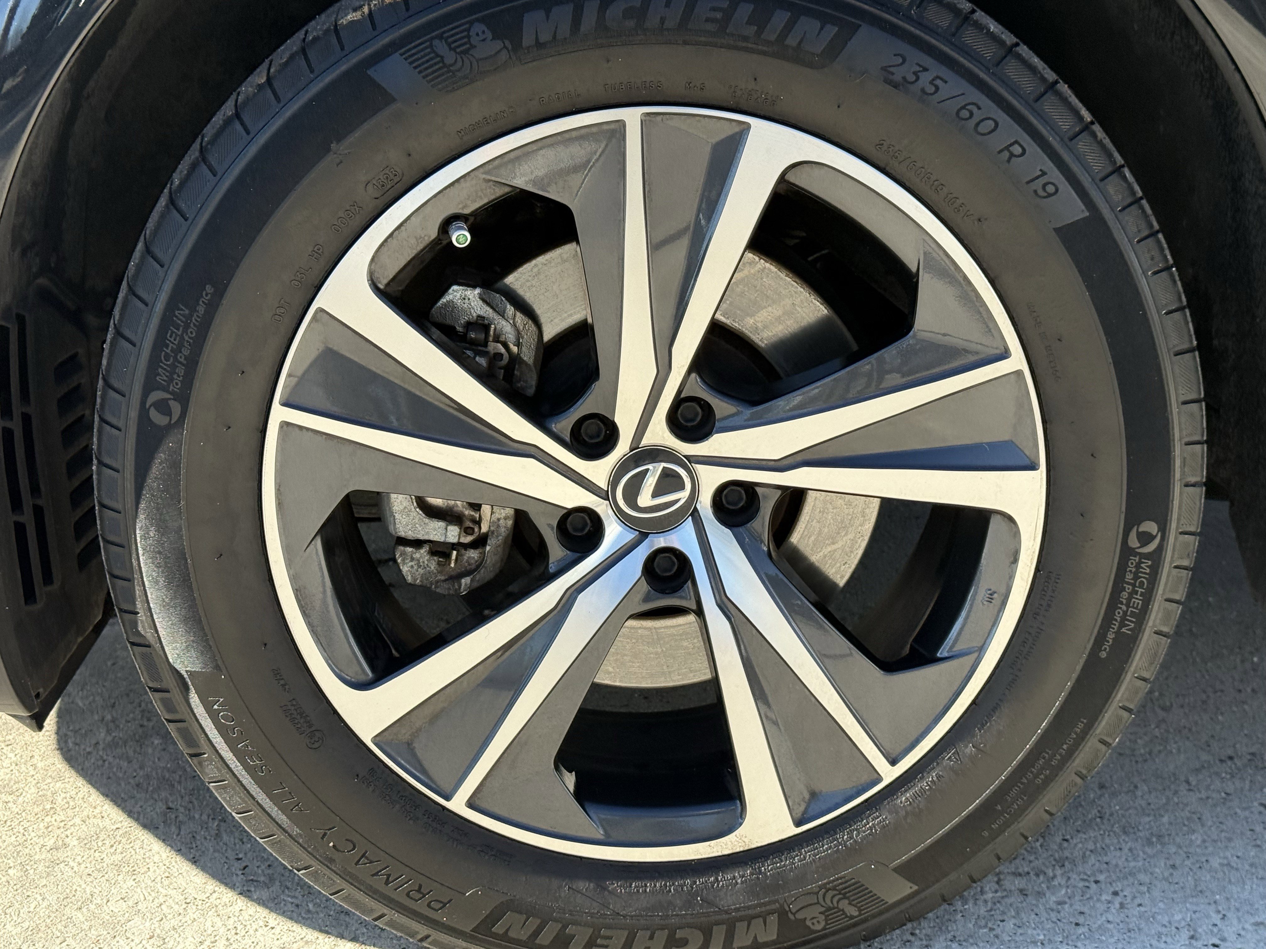 Used 2023 Lexus RX 350 Premium w/ Accessory Package image 13