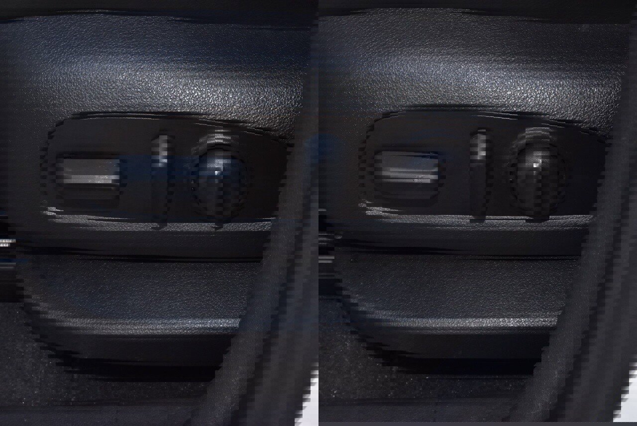 Used 2022 GMC Terrain SLT w/ Infotainment Package II image 35