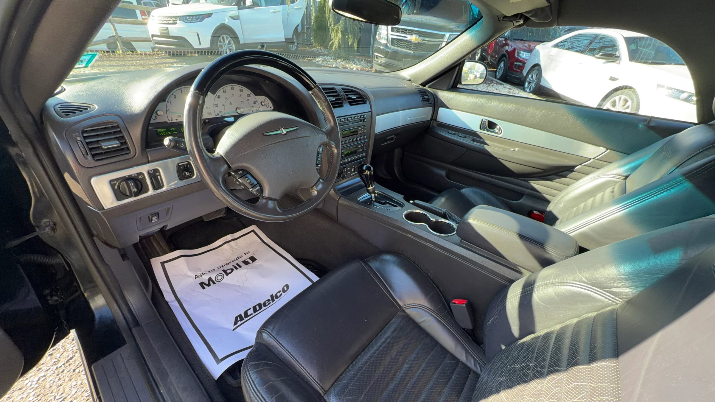 Used 2002 Ford Thunderbird image 15